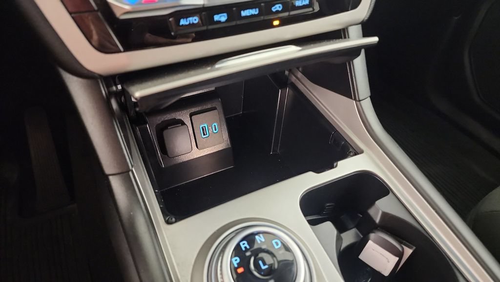 Certified 2023 Ford Explorer XLT AWD/4WD image 18