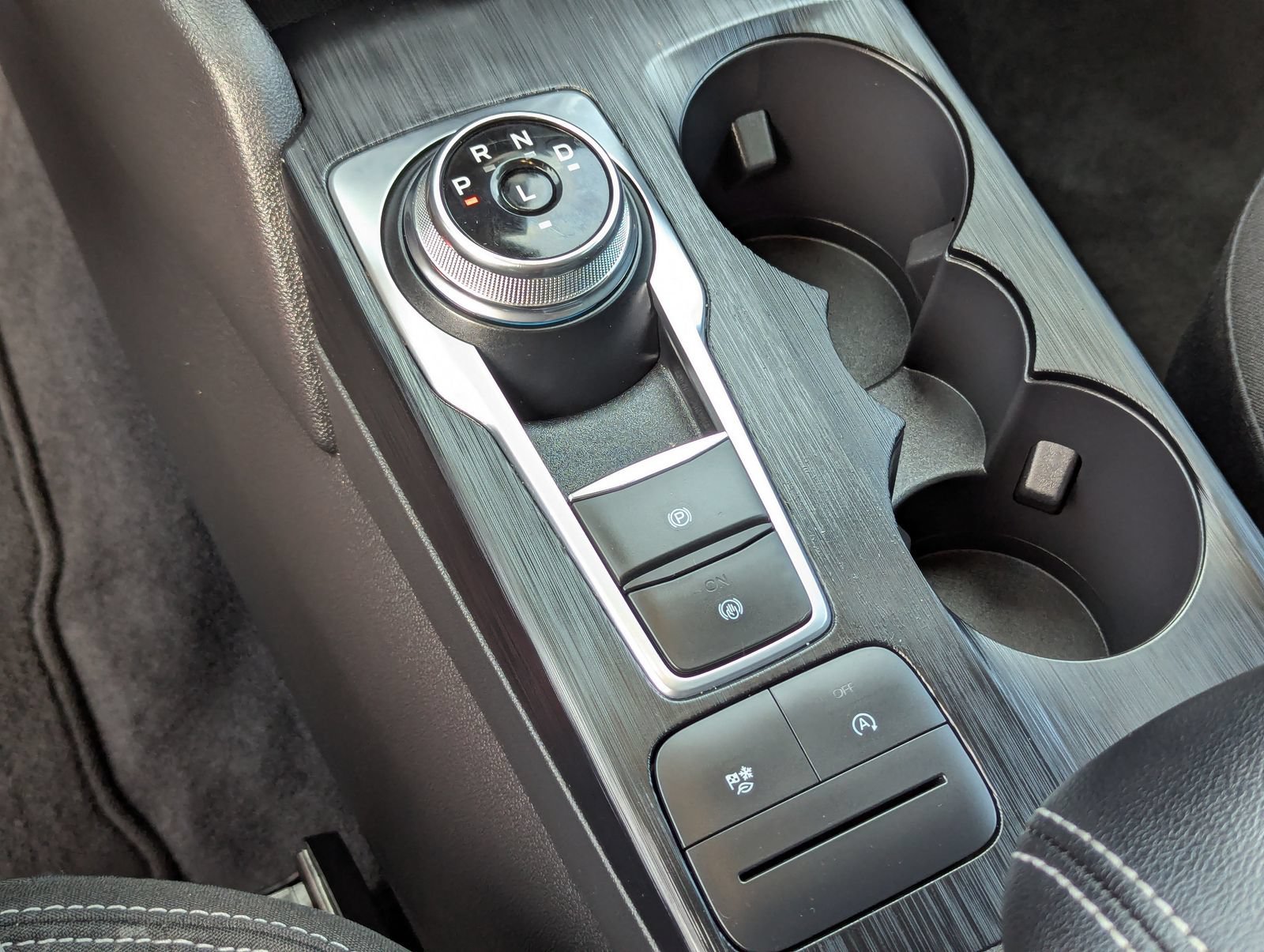 Certified 2025 Ford Escape Active FWD image 28