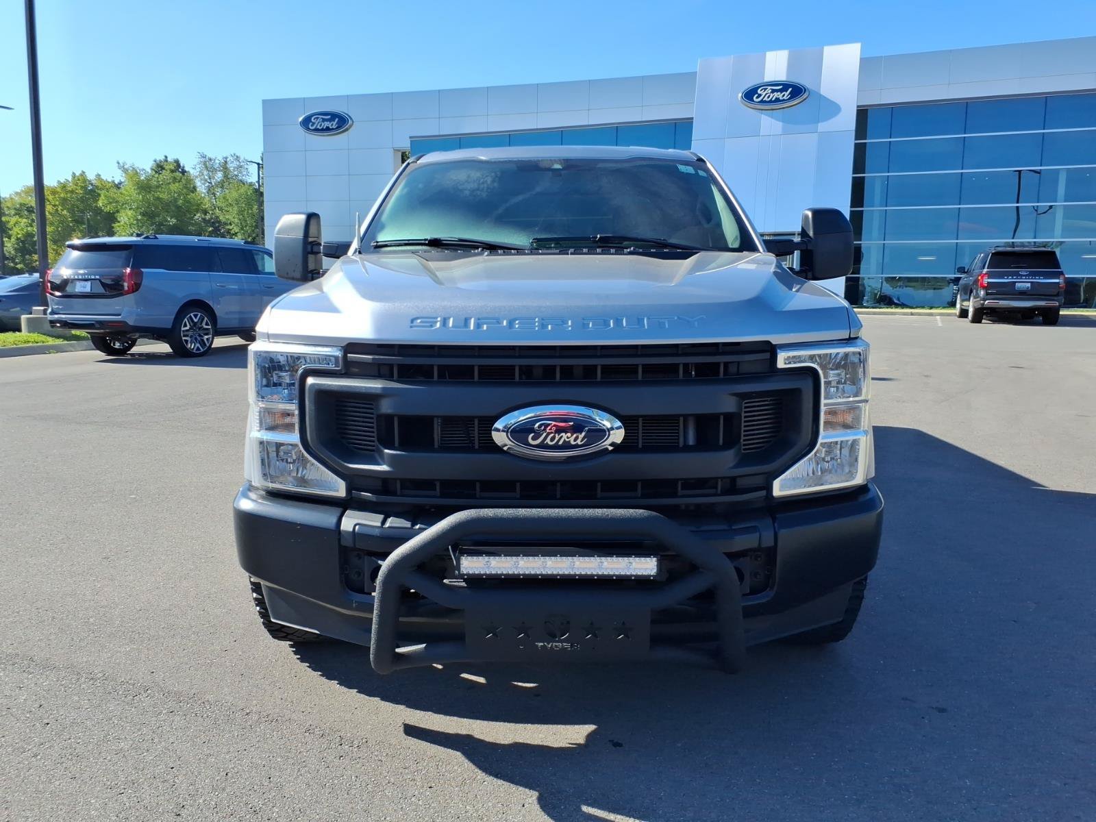 Certified 2022 Ford F250 XL RWD image 8