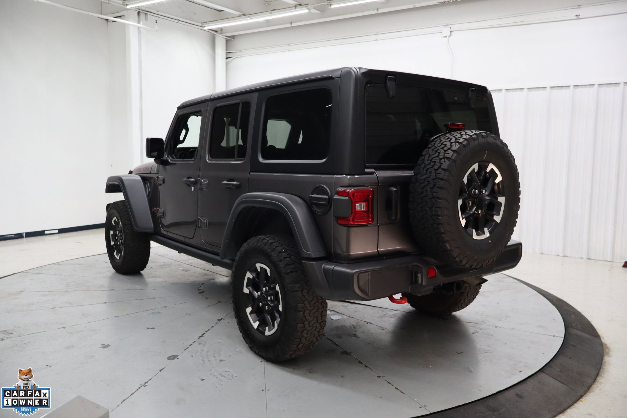 Used 2025 Jeep Wrangler Unlimited Rubicon image 8