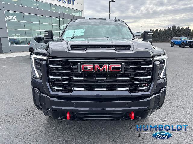 Used 2024 GMC Sierra 2500 AT4 w/ AT4 Premium Plus Package image 8
