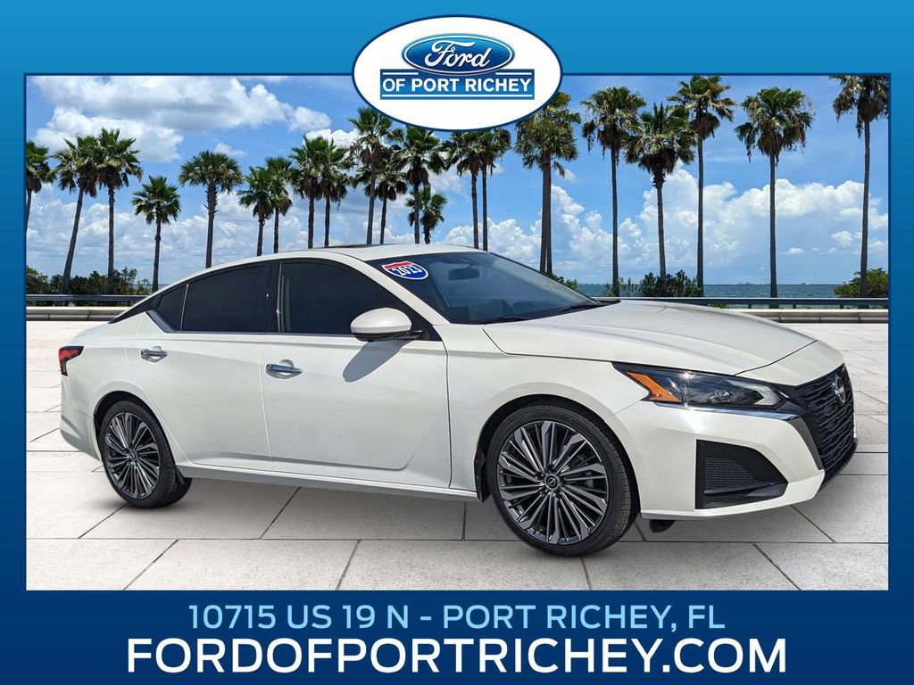 Used 2023 Nissan Altima 2.5 SL image 1