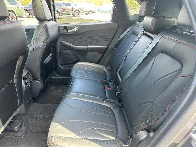 Certified 2025 Ford Escape ST-Line Elite w/ Premium Technology Package AWD/4WD image 32