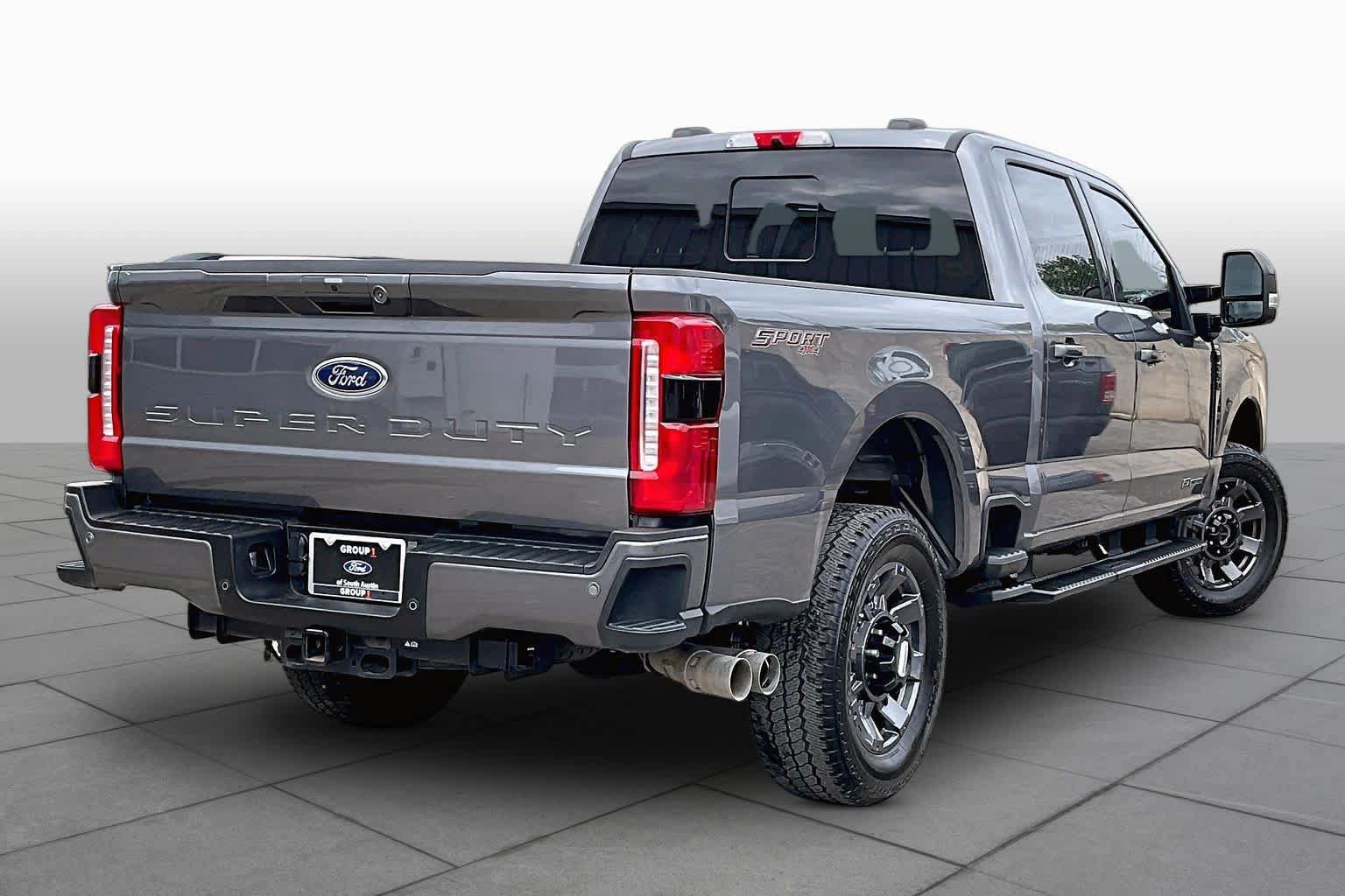 Certified 2024 Ford F250 Lariat w/ Lariat Ultimate Package AWD/4WD image 7