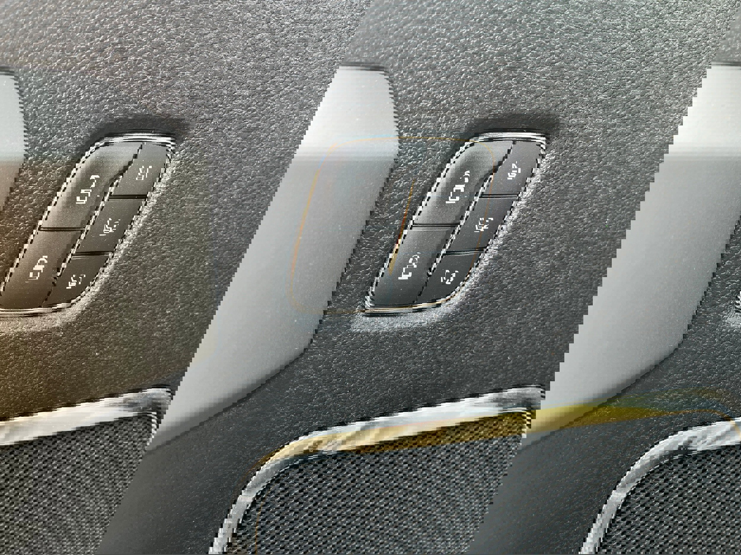 Certified 2020 Ford F350 Lariat image 21