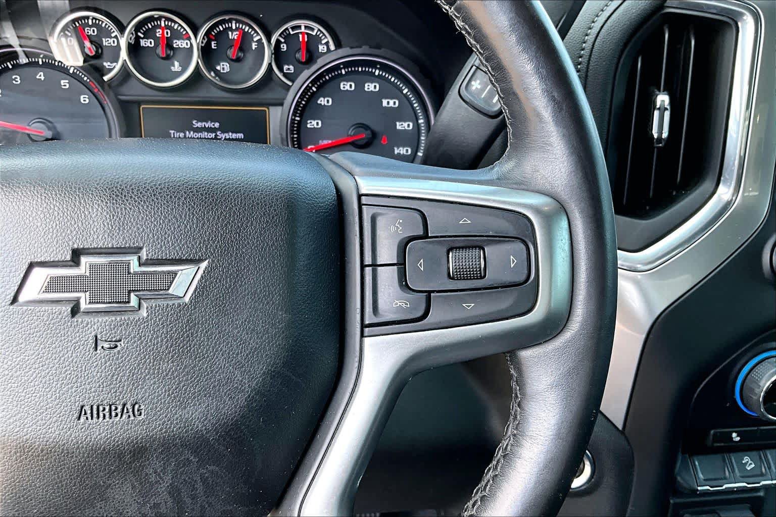Used 2020 Chevrolet Silverado 1500 LT Trail Boss AWD/4WD image 25