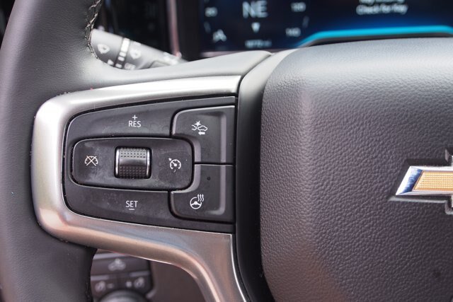 Used 2023 Chevrolet Silverado 1500 LT AWD/4WD image 23