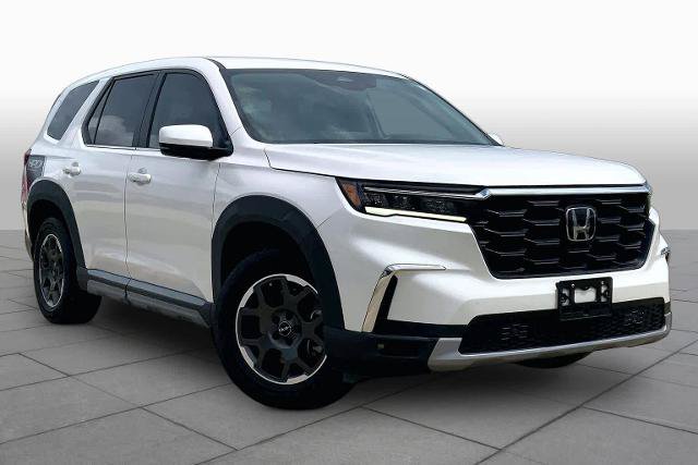 Used 2023 Honda Pilot EX-L image 3