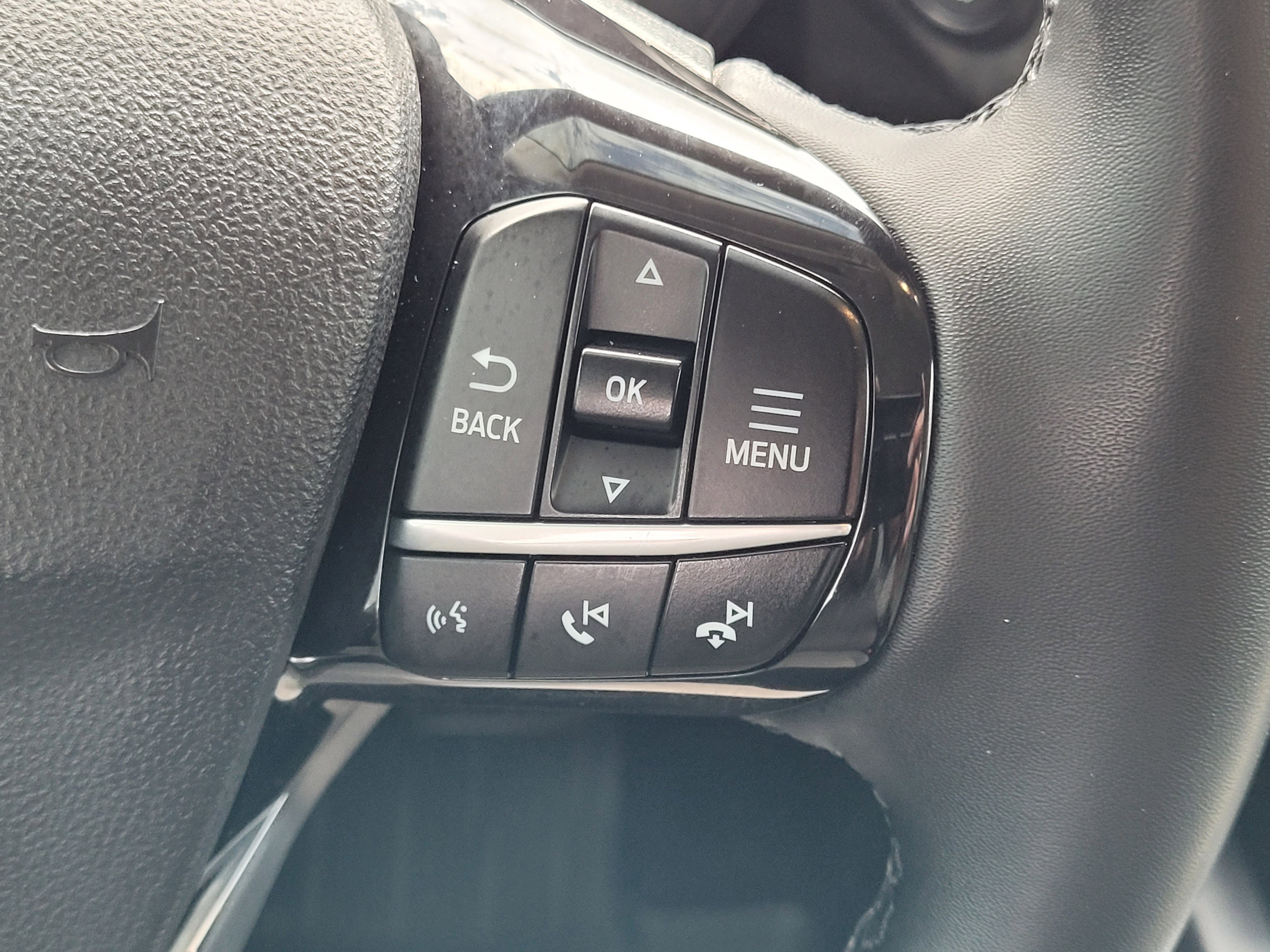 Certified 2022 Ford Escape SE w/ SE Sport Appearance Package AWD/4WD image 13