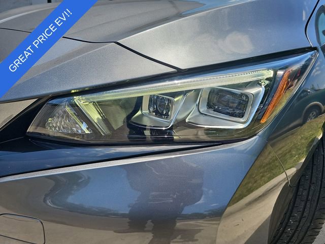 Used 2019 Nissan Leaf SV w/ SV Technology Package FWD image 29