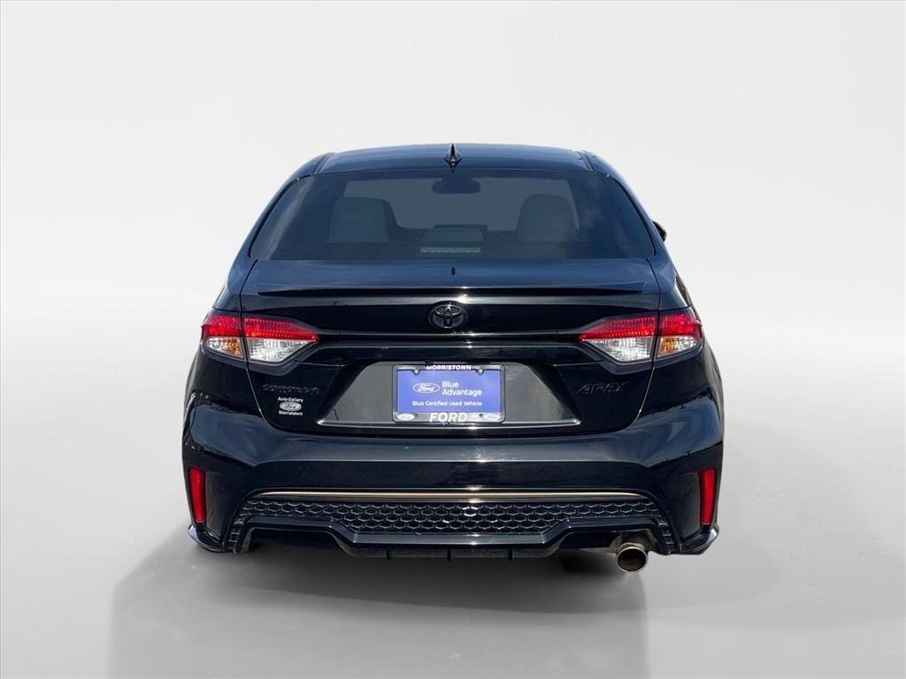 Used 2022 Toyota Corolla SE image 3