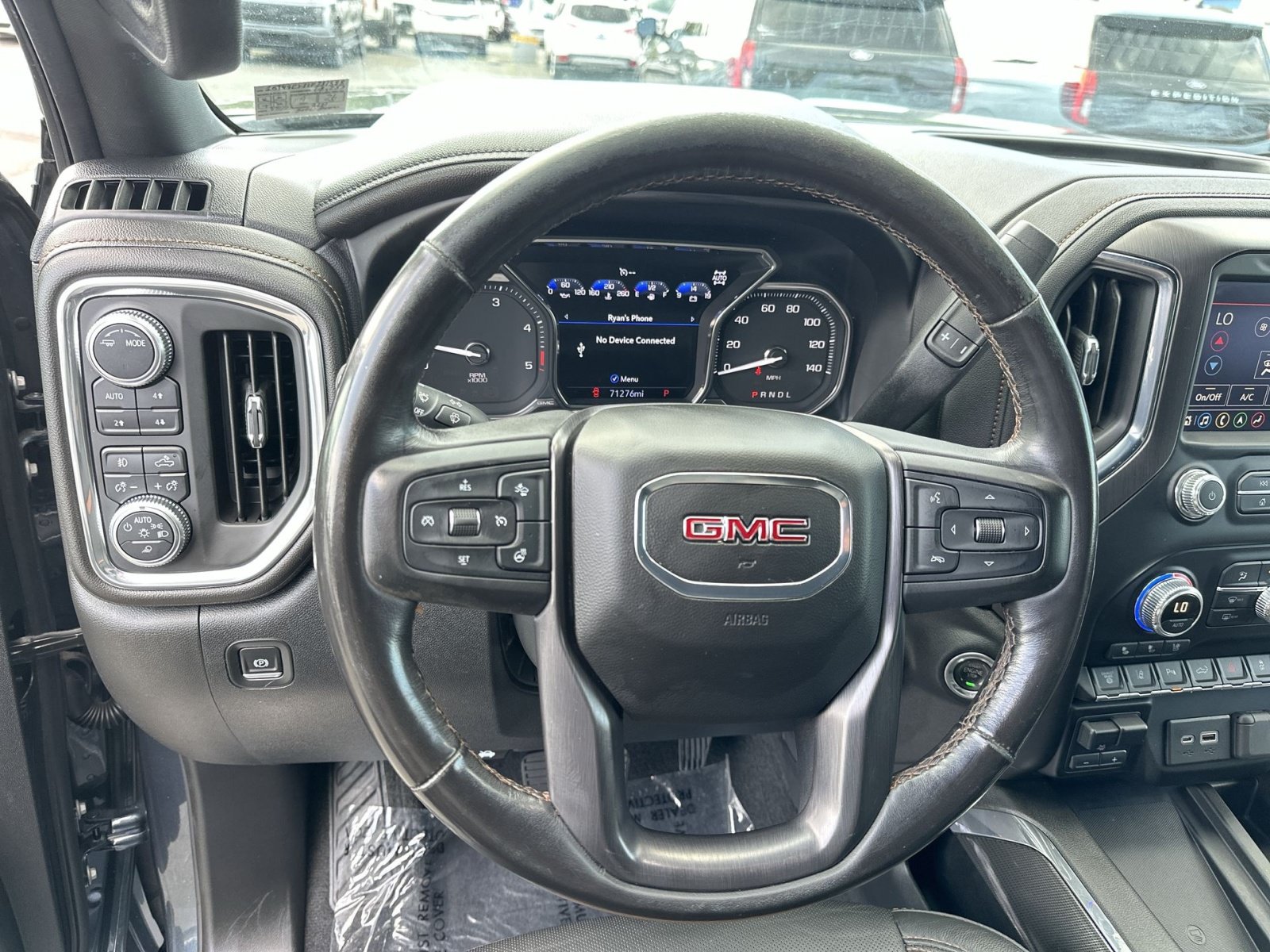 Used 2020 GMC Sierra 2500 AT4 w/ AT4 Premium Package AWD/4WD image 17