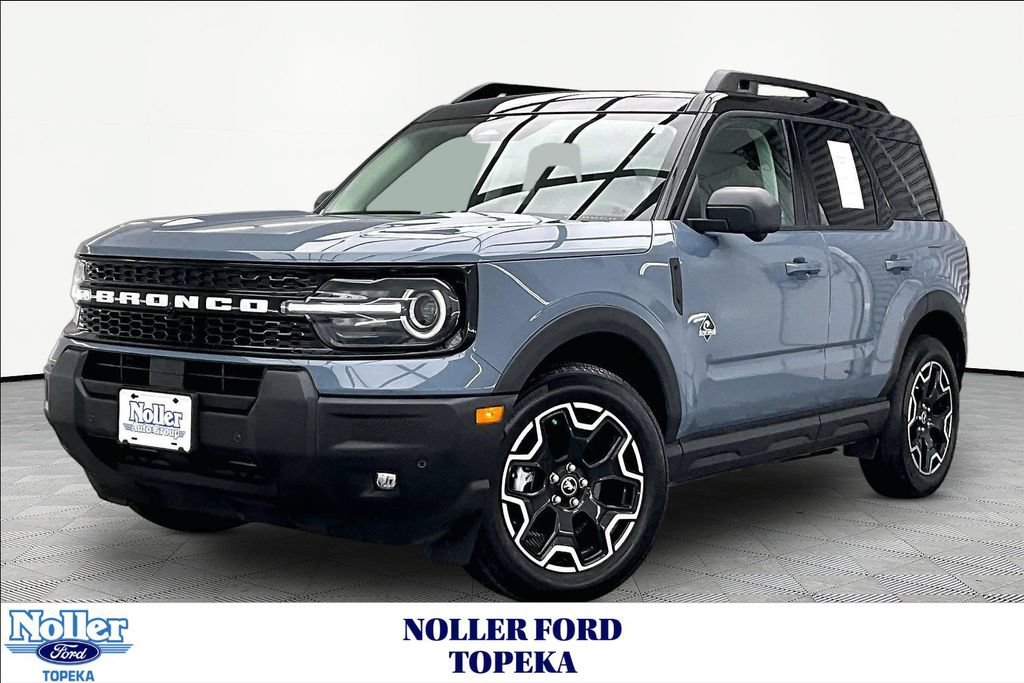 Certified 2025 Ford Bronco Sport Outer Banks w/ Outer Banks Tech Package+ AWD/4WD image 1
