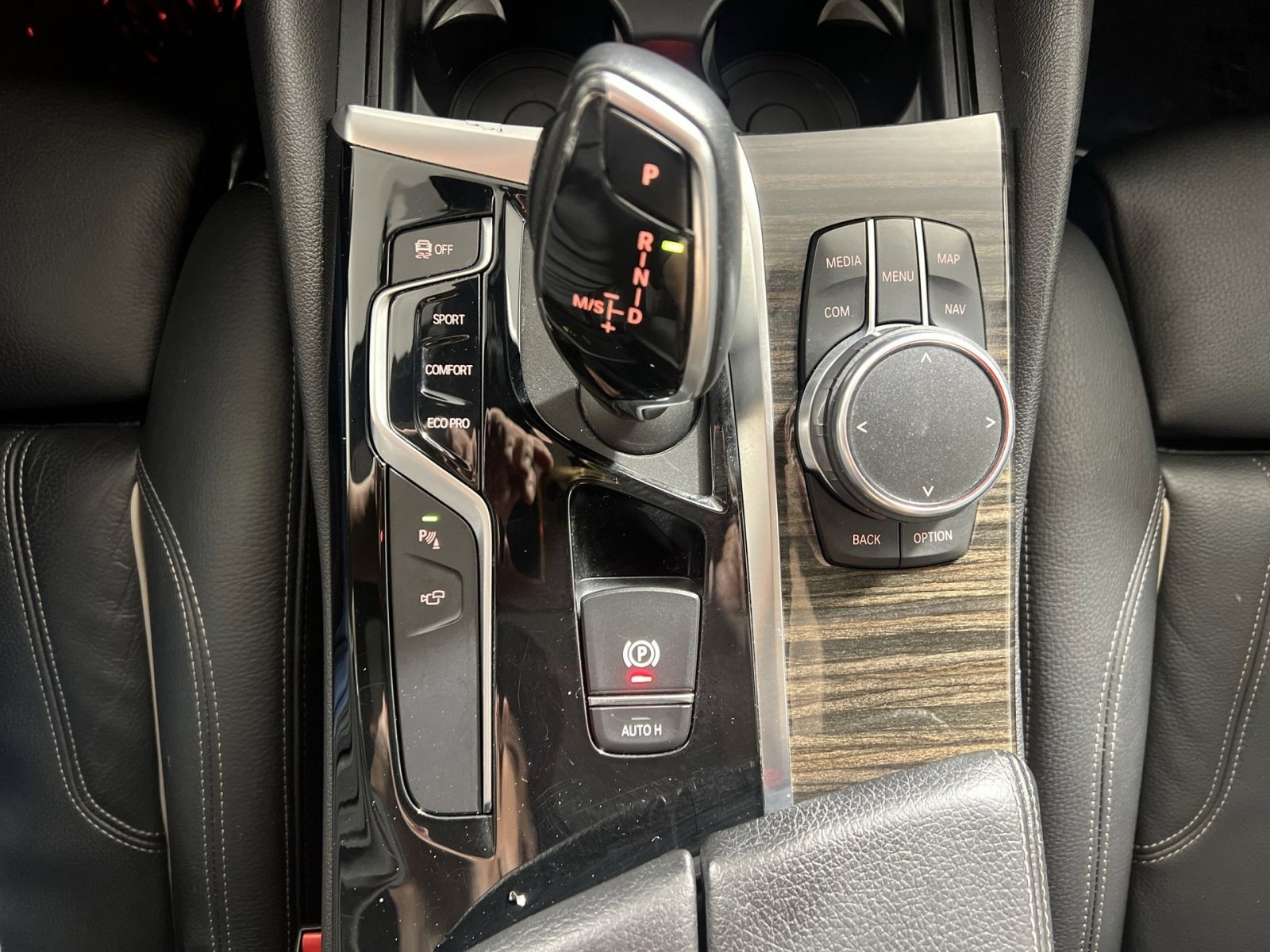 Used 2019 BMW 540i xDrive w/ Premium Package image 20