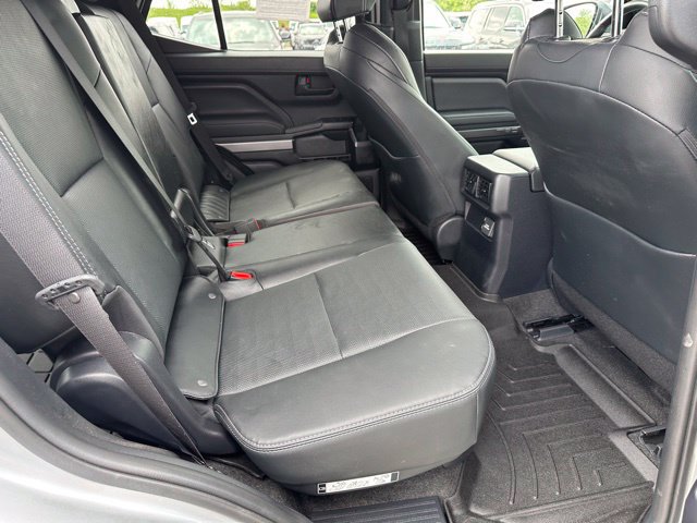 Used 2025 Toyota 4Runner TRD Off-Road Premium AWD/4WD image 10