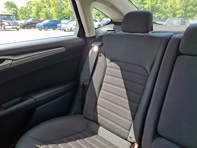 Certified 2020 Ford Fusion SE FWD image 18