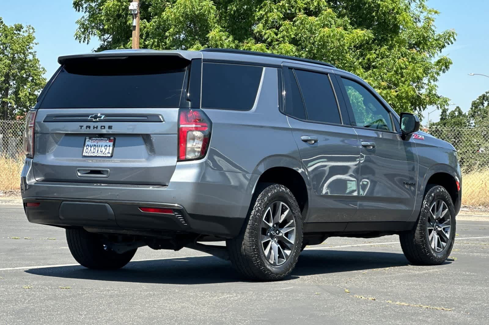 Used 2021 Chevrolet Tahoe Z71 AWD/4WD image 2