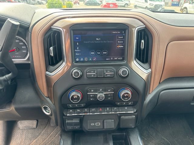 Used 2019 Chevrolet Silverado 1500 High Country w/ Technology Package AWD/4WD image 13