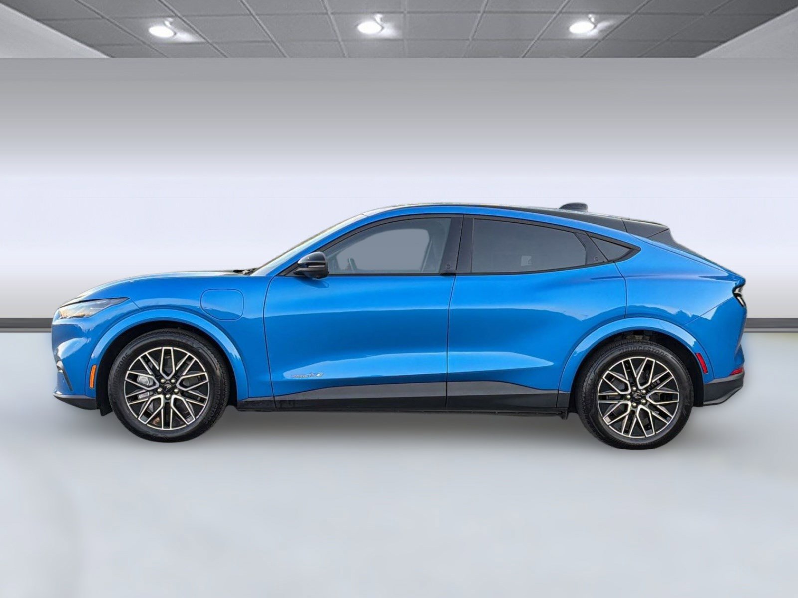 Certified 2025 Ford Mustang Mach-E Premium RWD image 2