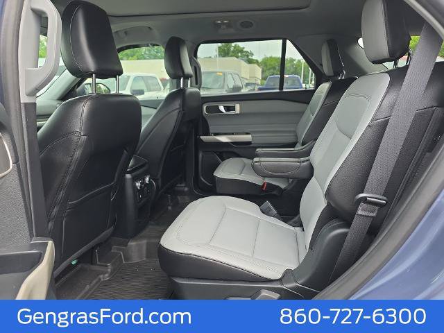 Certified 2021 Ford Explorer XLT w/ Equipment Group 202A AWD/4WD image 15
