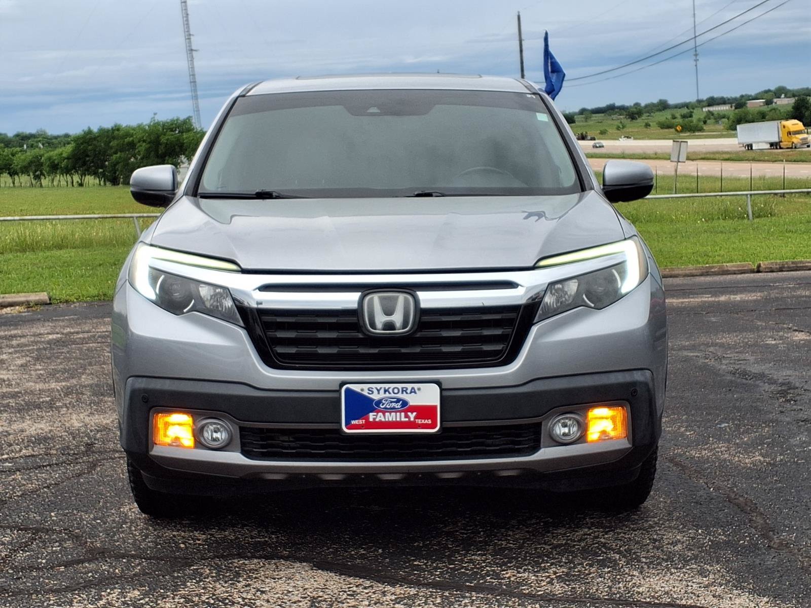 Used 2019 Honda Ridgeline RTL-E image 2