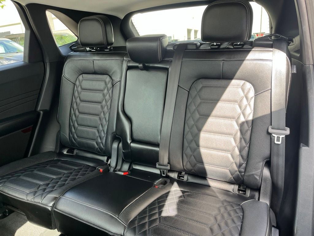 Certified 2023 Ford Escape Platinum w/ Premium Technology Package AWD/4WD image 14