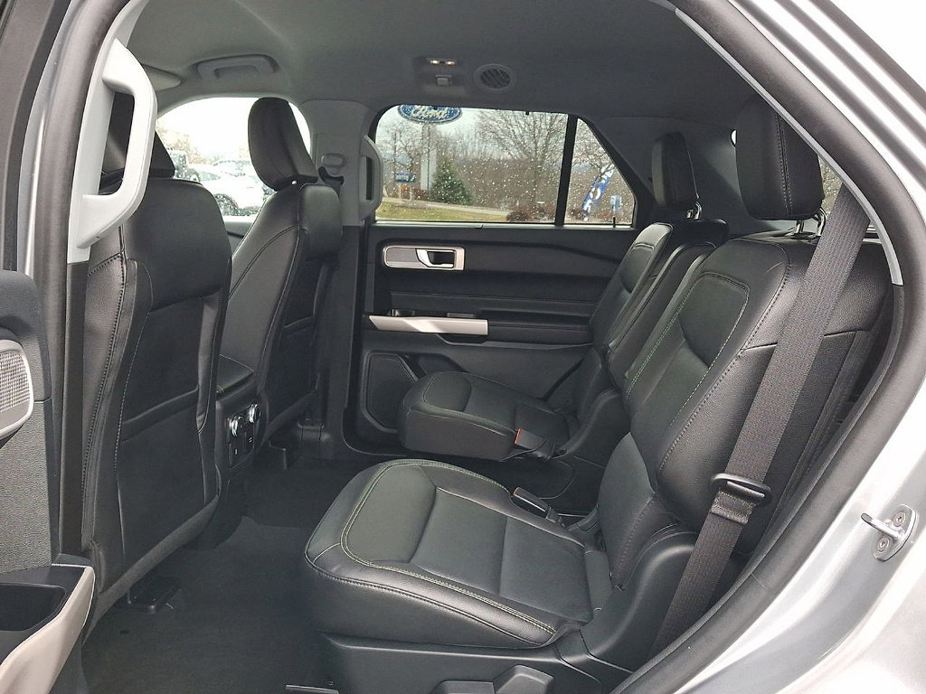Certified 2022 Ford Explorer Limited w/ Equipment Group 301A image 25