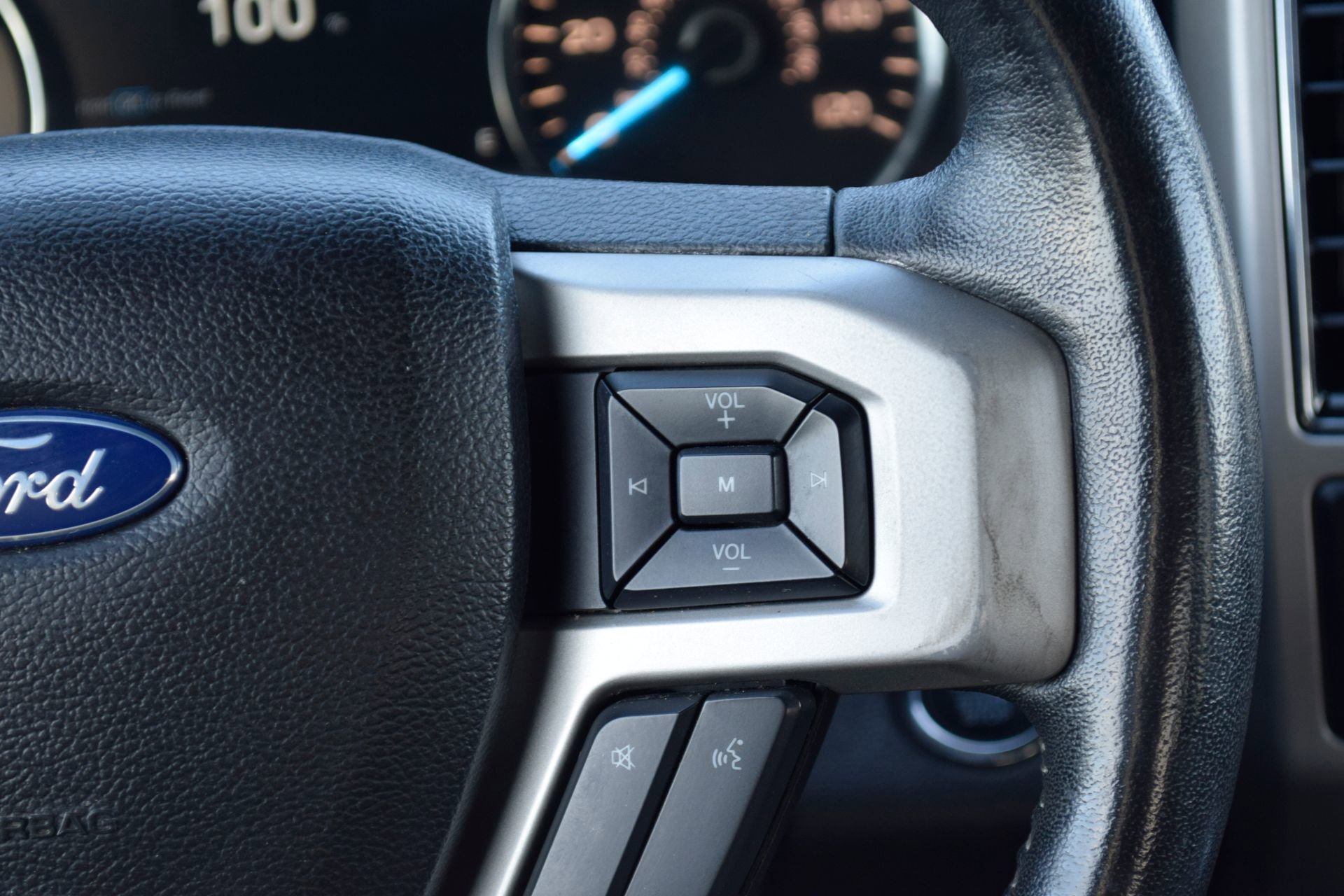 Certified 2019 Ford F150 Lariat AWD/4WD image 10