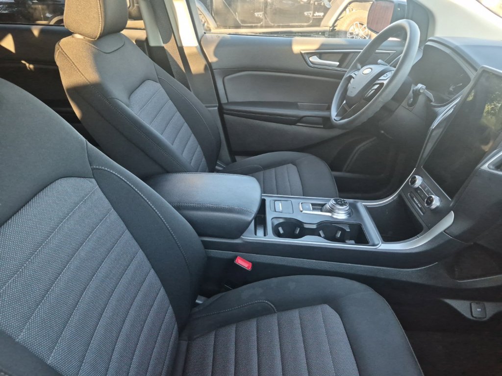 Certified 2024 Ford Edge SE w/ Black Appearance Package AWD/4WD image 27