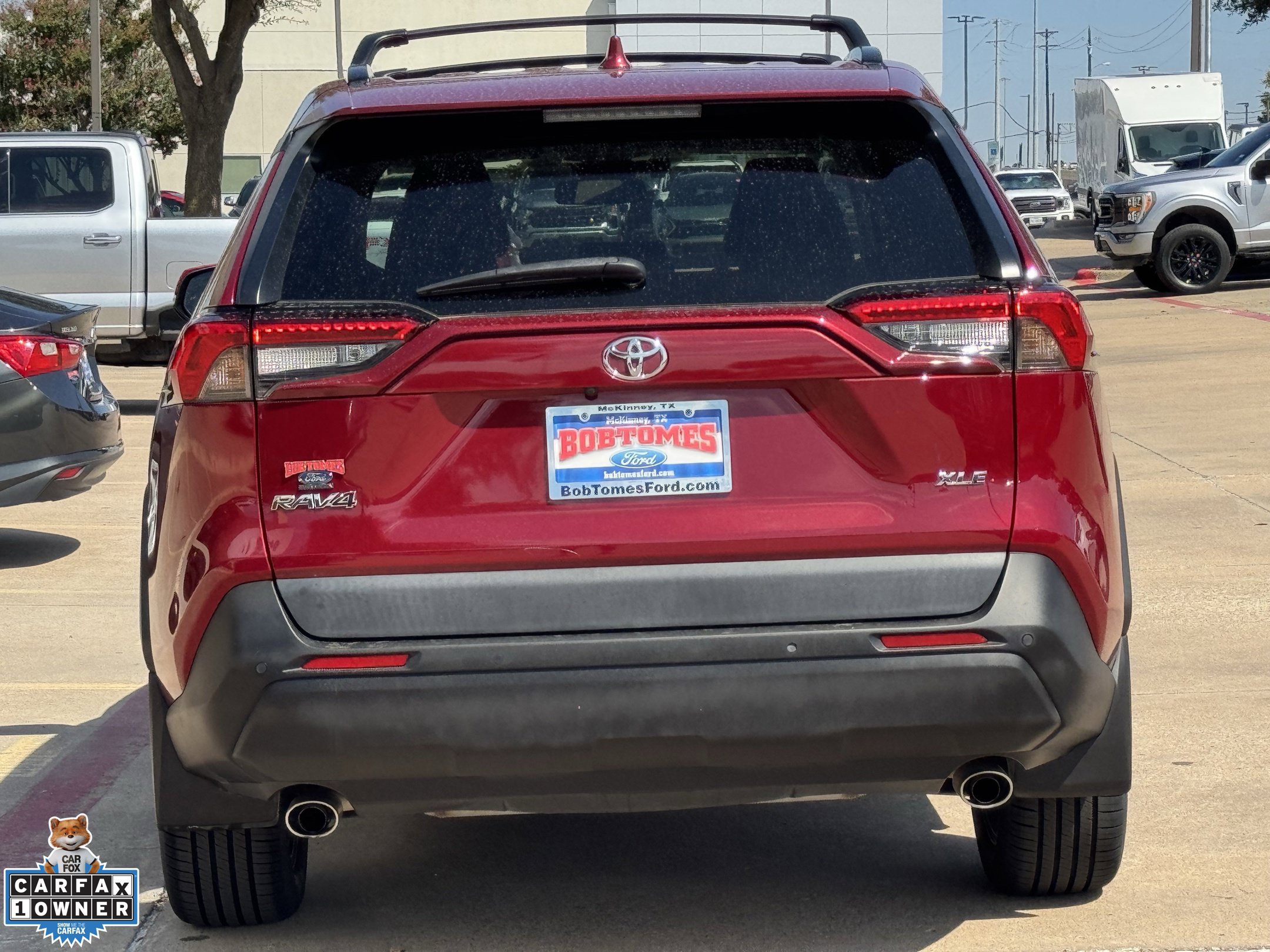 Used 2023 Toyota RAV4 XLE Premium FWD image 6