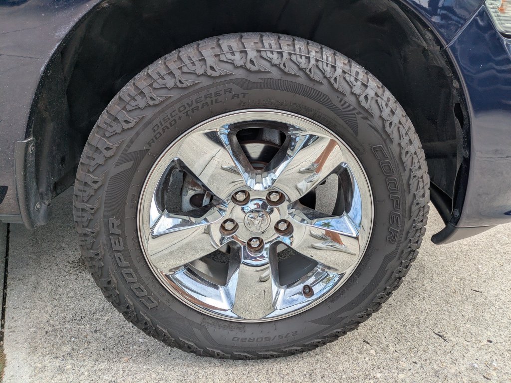 Used 2018 RAM 1500 Express w/ Express Value Package AWD/4WD image 11