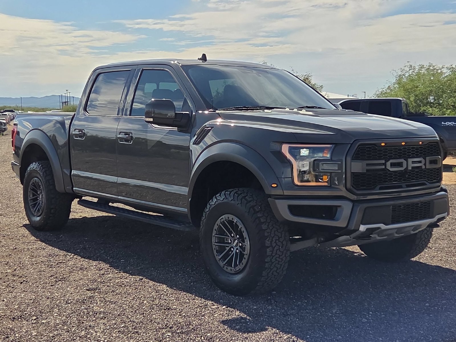 Certified 2020 Ford F150 Raptor w/ Equipment Group 802A Luxury AWD/4WD image 3