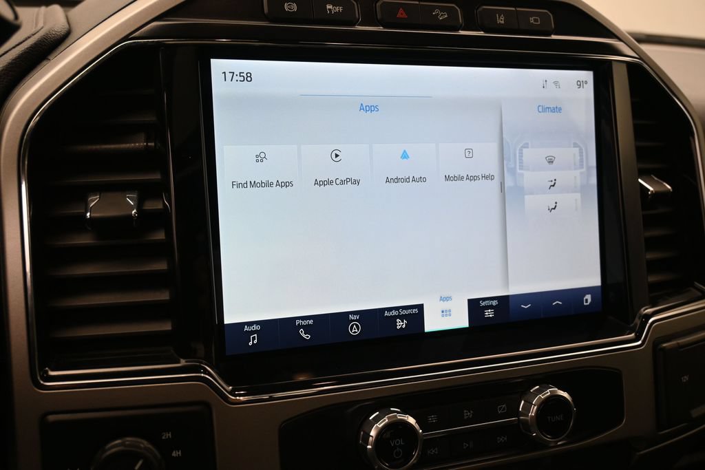 Certified 2022 Ford F250 Lariat w/ Lariat Ultimate Package AWD/4WD image 9