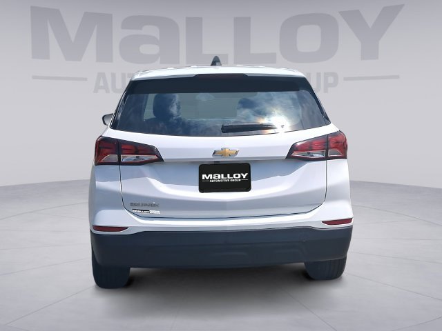 Used 2023 Chevrolet Equinox LS FWD image 4
