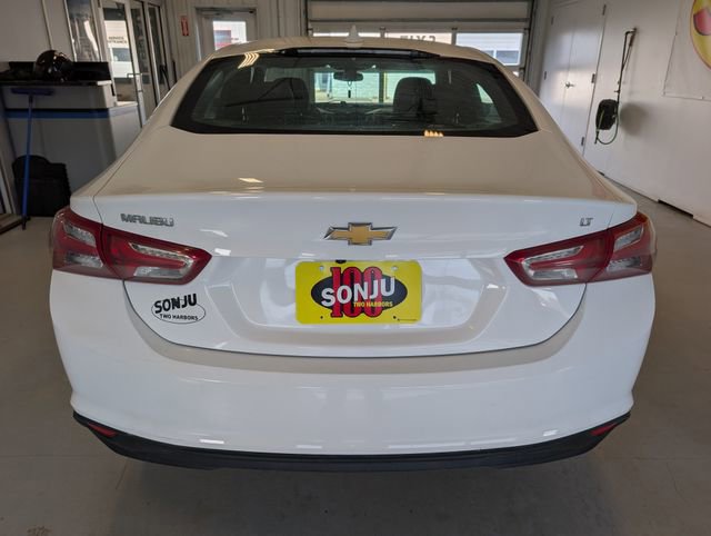 Used 2022 Chevrolet Malibu LT FWD image 4