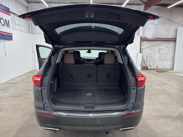 Used 2019 Buick Enclave Avenir w/ Avenir Technology Package image 27
