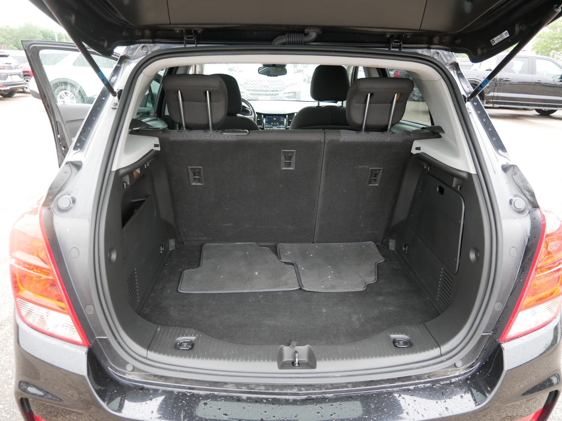 Used 2020 Chevrolet Trax LS w/ Tint and Cruise Package FWD image 18