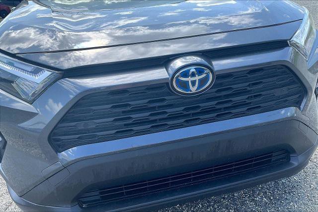 Used 2022 Toyota RAV4 XLE Premium AWD/4WD image 28