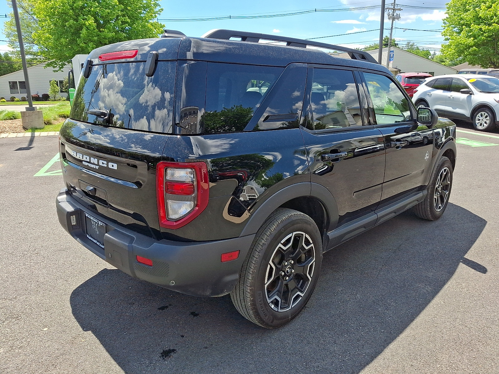 Certified 2025 Ford Bronco Sport Outer Banks w/ Outer Banks Tech Package+ AWD/4WD image 5