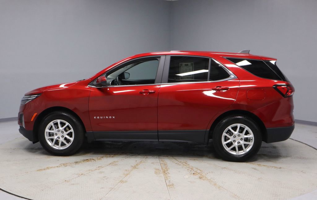 Used 2024 Chevrolet Equinox LT w/ LPO, Floor Liner Package image 2