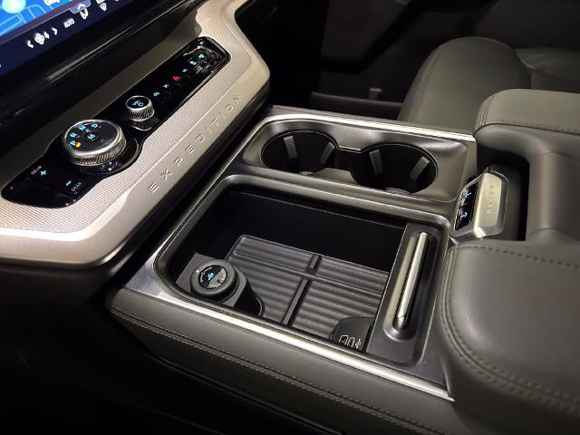 Certified 2026 Ford Expedition Active RWD image 31