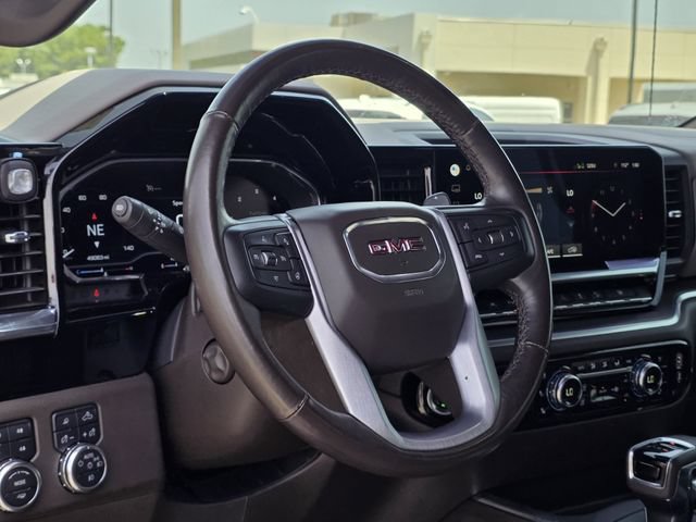 Used 2022 GMC Sierra 1500 SLT w/ SLT Premium Plus Package AWD/4WD image 28