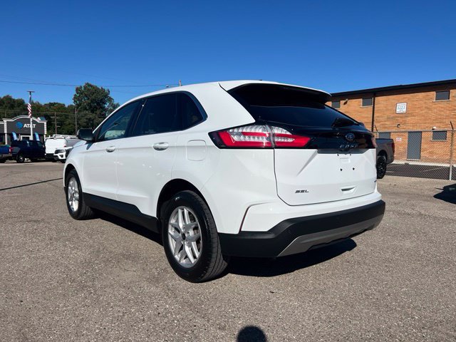 Certified 2024 Ford Edge SEL w/ Convenience Package AWD/4WD image 6