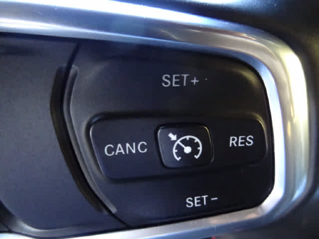 Used 2018 Jeep Wrangler Rubicon AWD/4WD image 19