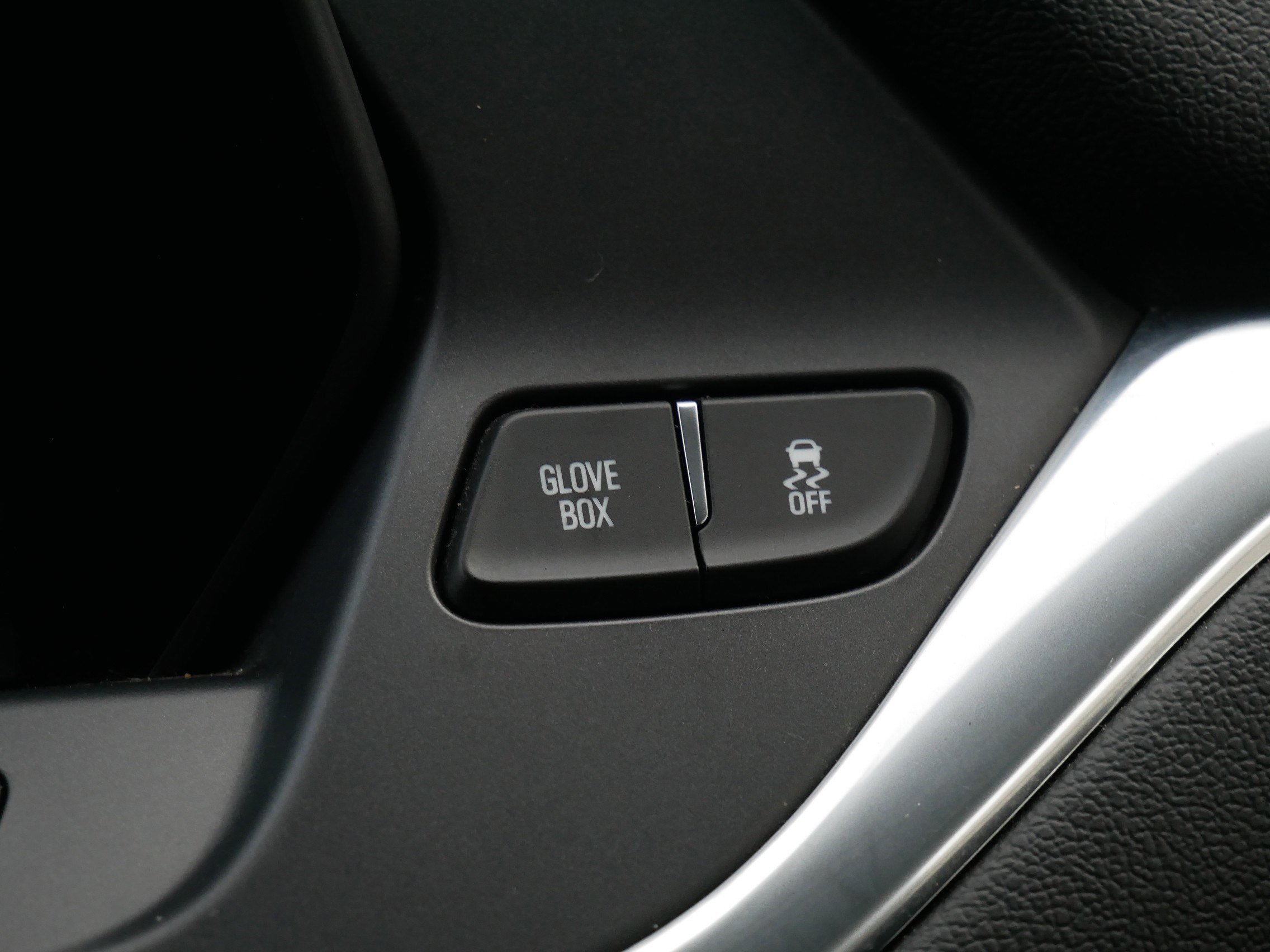 Used 2019 Chevrolet Blazer LT w/ Sun and Wheels Package image 30