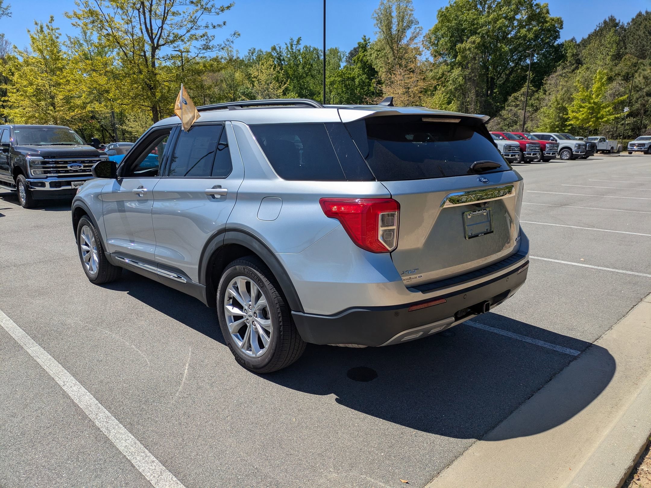 Certified 2024 Ford Explorer XLT w/ Equipment Group 202A AWD/4WD image 6