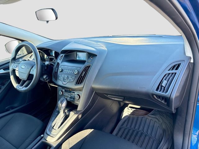 Certified 2018 Ford Focus SE image 28