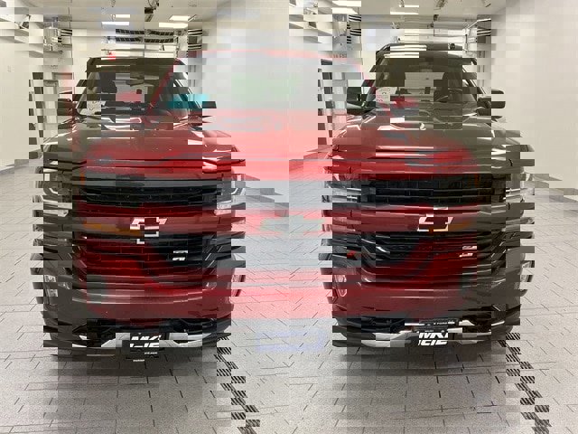 Used 2018 Chevrolet Silverado 1500 LT w/ All Star Edition image 4