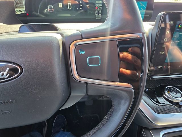 Certified 2025 Ford Expedition Max Platinum w/ Stealth Appearance Package AWD/4WD image 17