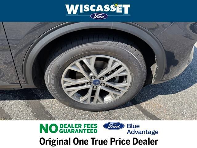 Certified 2022 Ford Escape SEL image 32